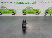 Recambio de mando elevalunas trasero izquierdo para hyundai i10 1.0 cat referencia OEM IAM 93575B40004X 299122842 