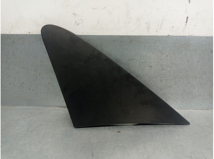 Recambio de moldura para citroën jumpy ii furgoneta 2.0 hdi 120 referencia OEM IAM 1400953277  