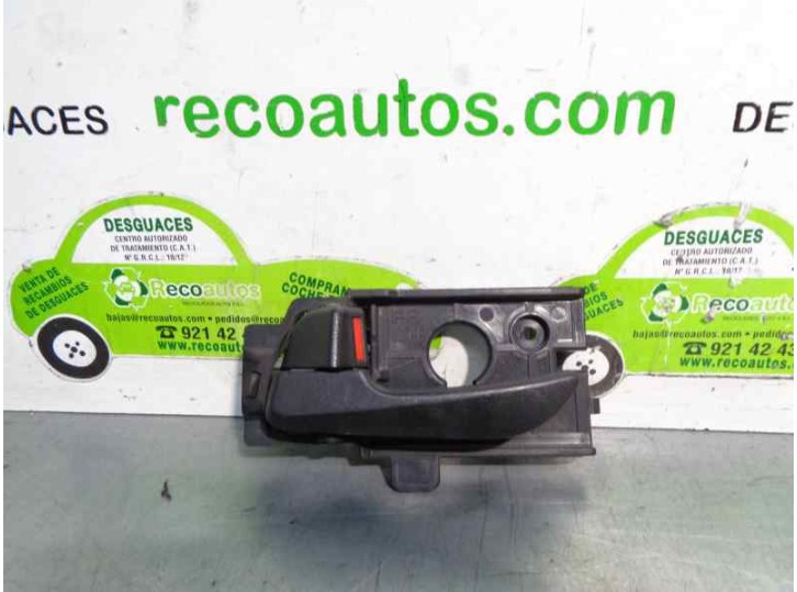 Replacement front left interior door handle for Hyundai i10 1.0 CAT OEM IAM reference 82610B4000PYN 82610B4000 