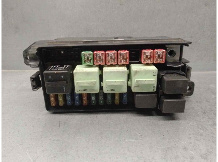 Replacement relay / fuse box for Mini R50, R53 1.6 16V CAT OEM IAM reference 690660402 14266410 