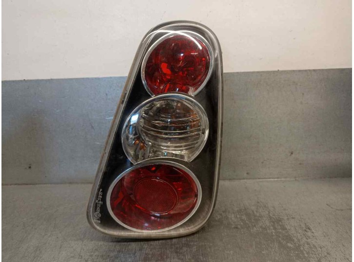 Replacement right rear light for Mini R50, R53 1.6 16V CAT OEM IAM reference 89023373 5 PINS 3 DOORS