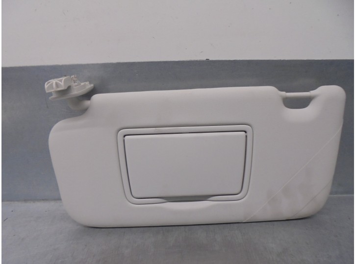Recambio de parasol izquierdo para ford focus 1.5 ecoblue tdci cat referencia OEM IAM 2229806 