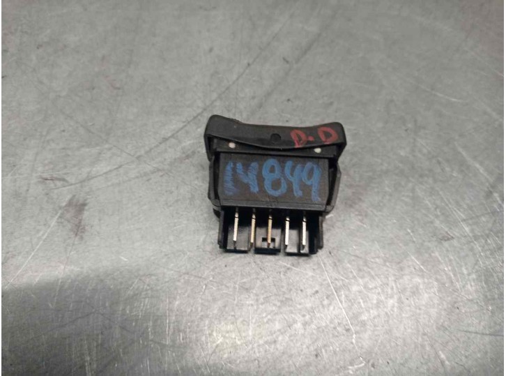 Recambio de mando elevalunas delantero derecho para renault 21 nevada (k48) 2.0 referencia OEM IAM 