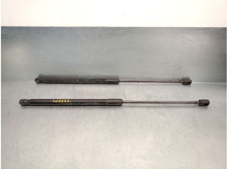 Recambio de amortiguadores maletero / porton para audi a3 (8v1, 8vk) 2.0 tdi referencia OEM IAM 8V382755205S 8V3827552 