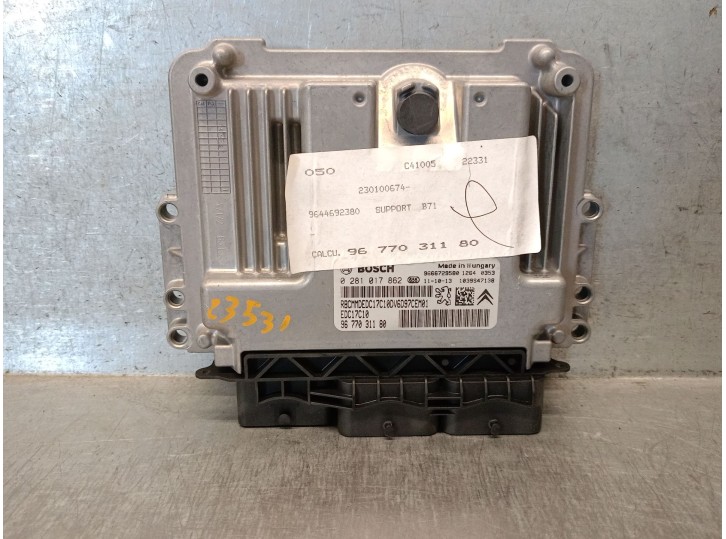 Recambio de centralita motor uce para citroën c4 lim. collection referencia OEM IAM 9677031180  0281017862 BOSCH