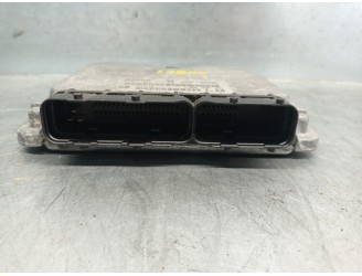 Recambio de centralita motor uce para opel astra g berlina 2.0 16v di cat (x 20 dtl / ld3) referencia OEM IAM 90562575 028100167