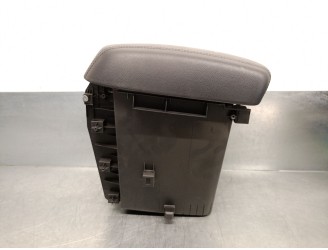 Recambio de apoyabrazos central para kia sportage iii (sl) 1.6 gdi referencia OEM IAM 846603W010WK 846603W010WK 