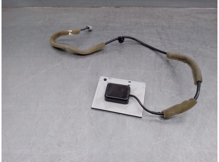 Recambio de antena para subaru outback (b15) 2.0 diesel cat referencia OEM IAM 86277AL400 