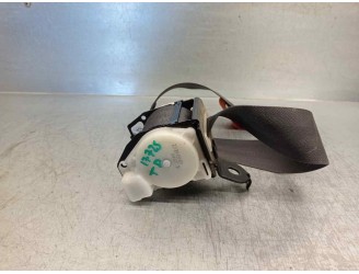 Replacement rear right seat belt for Mazda 626 Saloon (GF) 2.0 16V CAT OEM IAM reference 0426116 5 DOORS