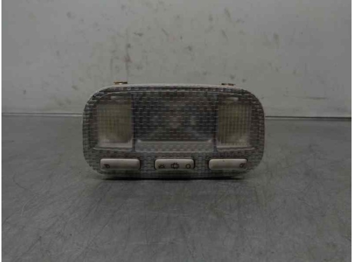 Recambio de luz interior para citroën berlingo 1.6 16v hdi referencia OEM IAM 9680713880  