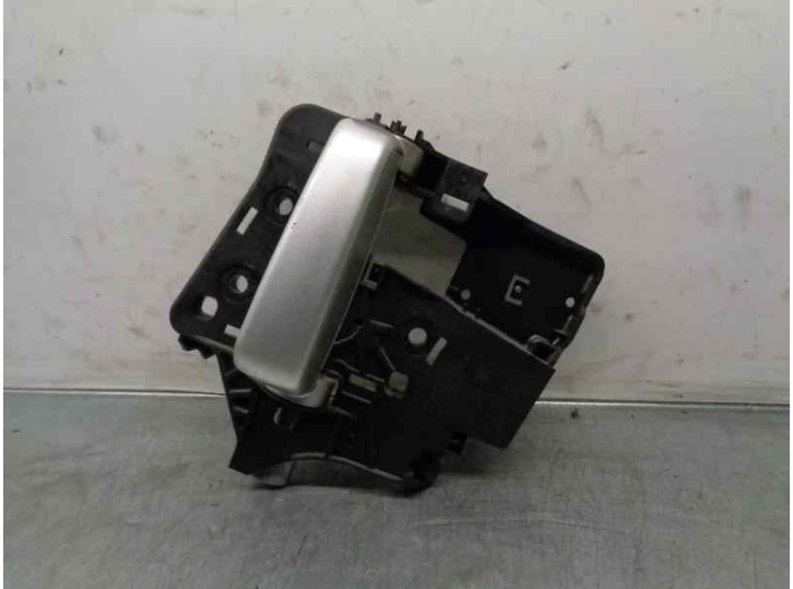 Replacement rear right interior door handle for Citroën Berlingo 1.6 16V HDi OEM IAM reference 9144C1 SLIDING
