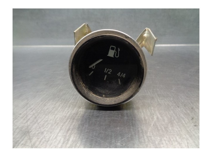 Recambio de cuadro instrumentos para lada niva ( 2121 / 21213 / 21214 / 21215 ) 1.6 referencia OEM IAM 1050POT  