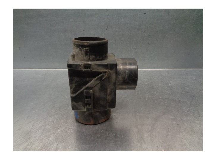 Recambio de caudalimetro para lada niva ( 2121 / 21213 / 21214 / 21215 ) 1.6 referencia OEM IAM 21051109270  