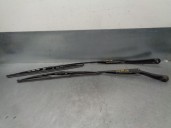 Recambio de brazo limpia delantero derecho para lancia lancia y 1.1 cat referencia OEM IAM   