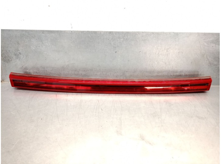 Recambio de piloto trasero central para hyundai i20 iii (bc3, bi3) 1.0 t-gdi referencia OEM IAM 92409Q0100 92409Q0100 