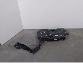 Recambio de deposito combustible para hyundai i20 ii (gb, ib) 1.2 referencia OEM IAM 31171C8000 31171C8000 