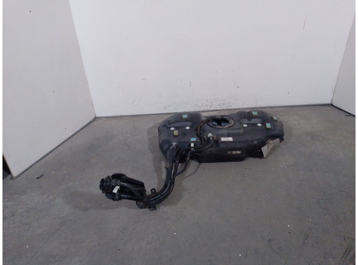 Recambio de deposito combustible para hyundai i20 ii (gb, ib) 1.2 referencia OEM IAM 31171C8000 31150C8000 