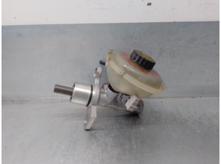 Replacement brake pump for porsche boxster (typ 986) 2.5 cat OEM IAM reference 99635591000 