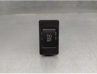 Recambio de mando para subaru outback (b15) 2.0 diesel cat referencia OEM IAM 83045AL010 