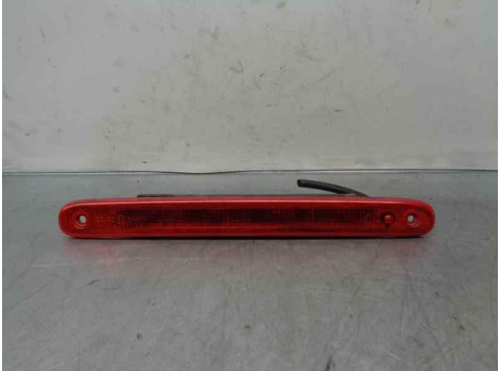 Recambio de luz central de freno para citroën c1 sx referencia OEM IAM 1606372780 