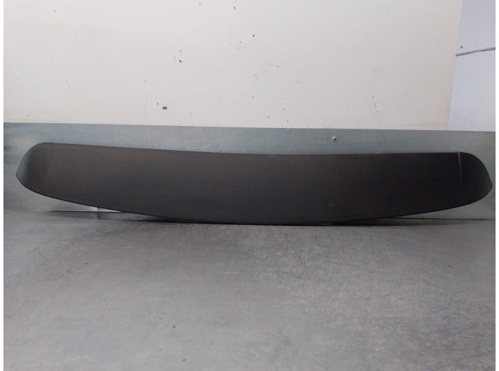 Recambio de aleron trasero para citroën c4 berlina 1.6 16v referencia OEM IAM 96811712XC  5 PUERTAS