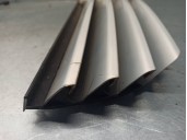 Recambio de rejilla delantera para volkswagen polo berlina (6n2) 1.4 16v referencia OEM IAM 6N0853651J  