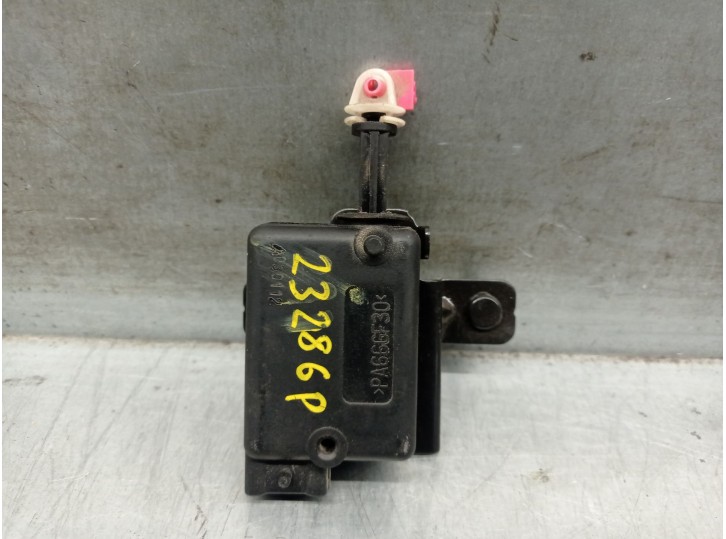 Recambio de motor cierre centralizado porton para dacia sandero 1.5 dci diesel fap cat referencia OEM IAM 8200754083 8200754083 