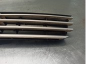 Recambio de rejilla delantera para volkswagen polo berlina (6n2) 1.4 16v referencia OEM IAM 6N0853651J  
