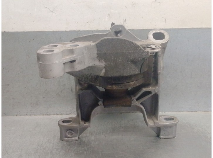 Replacement right engine mount for Mazda CX-5 (KE, GH) 2.0 (KEEFW) OEM IAM reference KD4539060B KD4539060B 