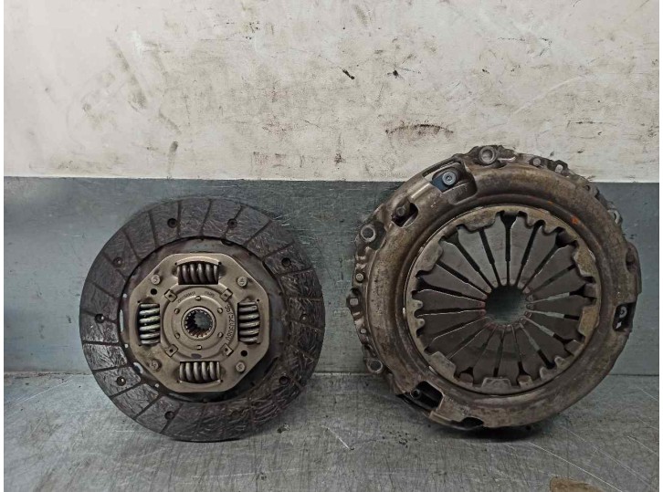 Recambio de kit embrague para citroën c3 ii 1.4 referencia OEM IAM 9675209080  