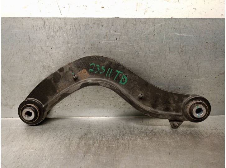 Recambio de brazo suspension superior trasero derecho para volvo xc40 (536) recharge referencia OEM IAM 32333575 32333575 