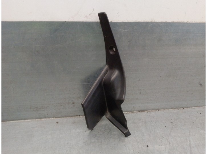 Recambio de molduras delanteras para subaru outback (b15) 2.0 diesel cat referencia OEM IAM 91423AL010 