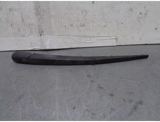 Recambio de brazo limpia trasero para kia cerato 1.6 cat referencia OEM IAM 