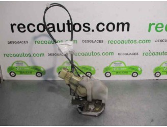 Recambio de cerradura puerta trasera izquierda para toyota prius (nhw11) básico referencia OEM IAM 6906047011 2 PINES 5 PUERTAS