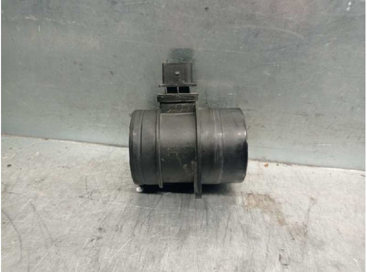 Replacement mass air flow sensor for Seat Exeo Saloon (3R2) 2.0 TDI OEM IAM reference 03G906461C 0281002735 BOSCH