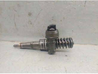 Recambio de inyector para seat ibiza (6l1) cool referencia OEM IAM 038130073AJ 0414720037 BOSCH