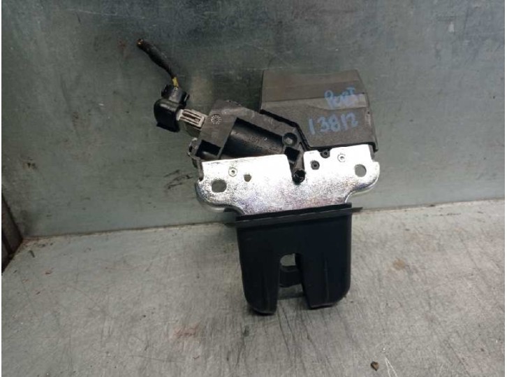 Recambio de cerradura maletero / porton para seat exeo berlina (3r2) 2.0 tdi referencia OEM IAM 4F5827505D 3 PINES 4 PUERTAS