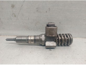 Recambio de inyector para audi a4 avant (8ed) 2.0 tdi referencia OEM IAM 03G130073G 0414720404 BOSCH