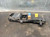 Recambio de caja reles / fusibles para opel vectra c berlina 1.9 cdti referencia OEM IAM 13223678 518897004 