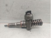Recambio de inyector para seat ibiza (6l1) cool referencia OEM IAM 038130073AJ 0414720037 BOSCH