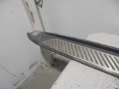 Recambio de estribo para ssangyong rexton w 2.0 td cat referencia OEM IAM K7975008D00 IZQUIERDO 