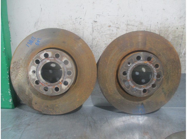 Replacement front brake disc for Seat Exeo sedan (3R2) 2.0 TDI OEM IAM reference 
