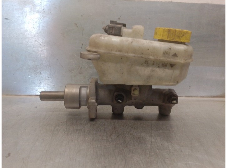 Recambio de bomba freno para seat ibiza (6l1) 1.9 sdi referencia OEM IAM 6Q0611019A 6Q0611019A 