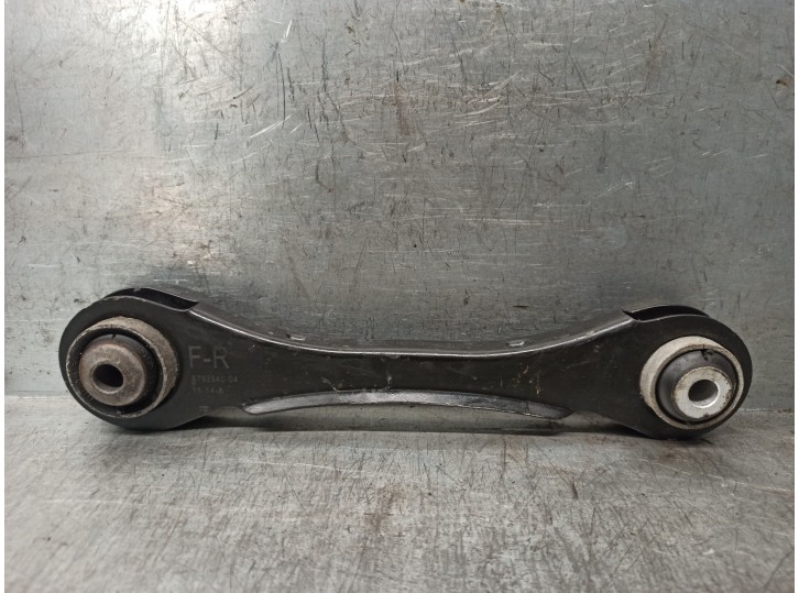 Recambio de brazo suspension superior trasero derecho para bmw serie 3 lim. (f30) 318d referencia OEM IAM 6792517  