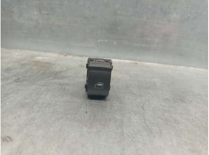 Recambio de mando elevalunas delantero derecho para seat exeo berlina (3r2) 2.0 tdi referencia OEM IAM 8E0959855A 