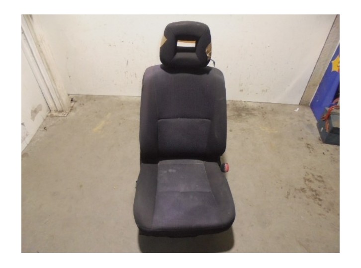 Recambio de asiento delantero derecho para mitsubishi space star (dg0) 1.9 di-d cat referencia OEM IAM TELA GRIS OSCURO 5 PUERT