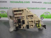 Recambio de caja reles / fusibles para toyota prius (nhw11) básico referencia OEM IAM 8274247010 0J310121 