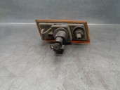 Recambio de piloto lateral izquierdo para chrysler 300 c 3.0 crd cat referencia OEM IAM 4805861AA 