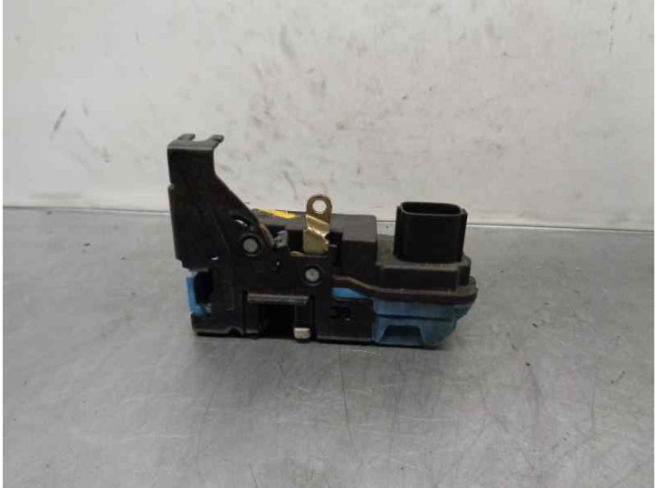 Recambio de cerradura puerta delantera izquierda para volvo s60 berlina 2.4 cat referencia OEM IAM 8650544 8 PINES 4 PUERTAS