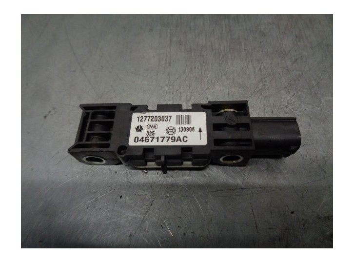 Recambio de sensor impacto para chrysler 300 c 3.0 crd cat referencia OEM IAM 04671779AC 2951203037 